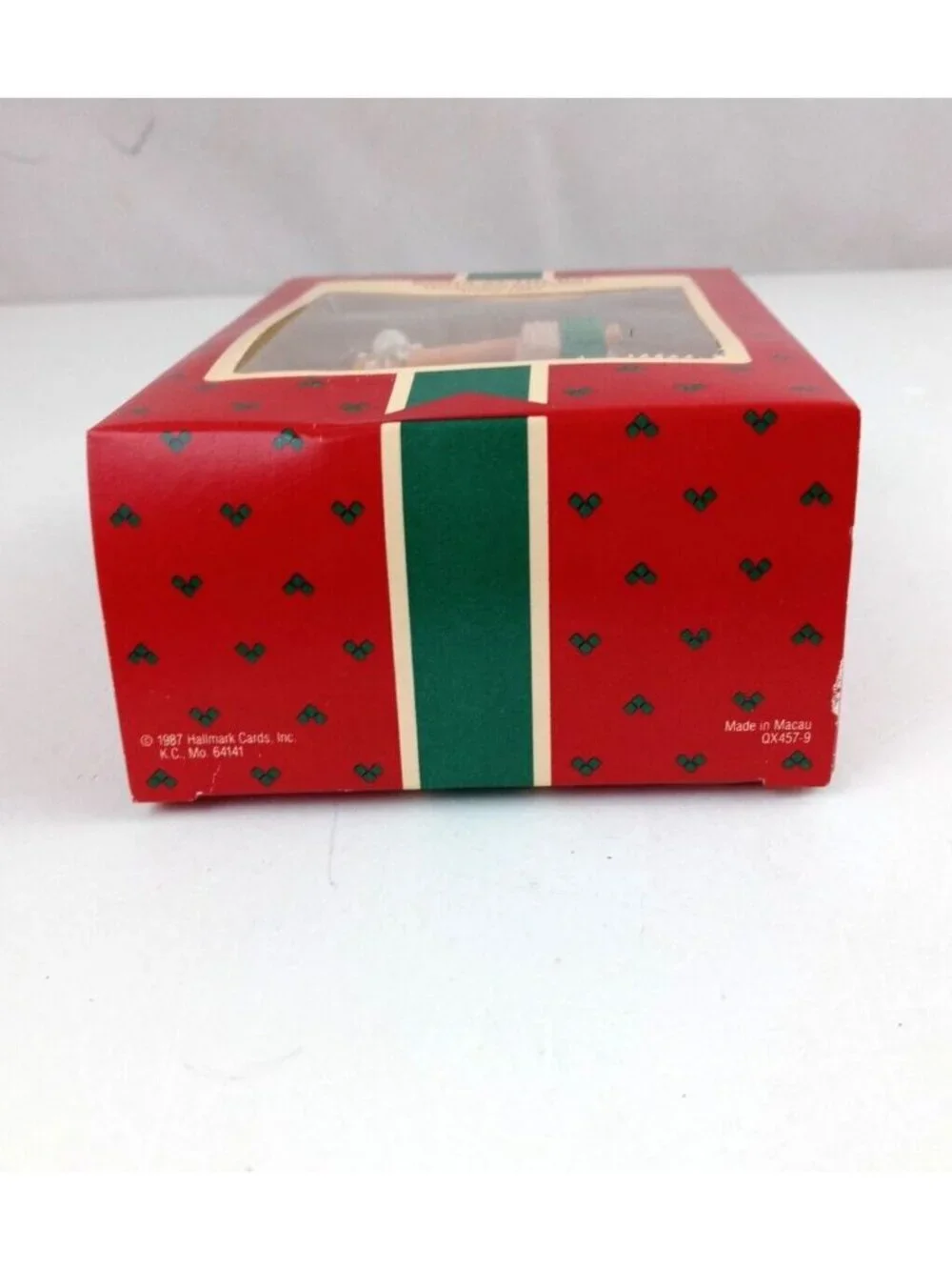 Vintage 1987 Hallmark Keepsake Ornament Santa At The Bat In Original Box